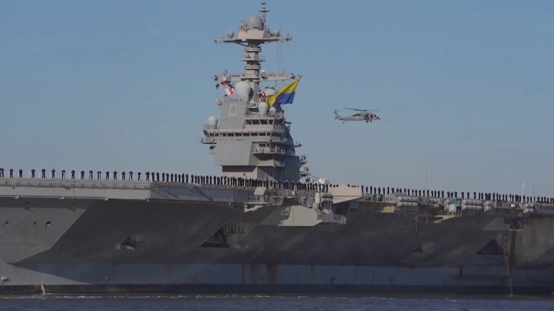 Nhóm tác chiến tàu sân bay Mỹ tiến vào biển Caribe